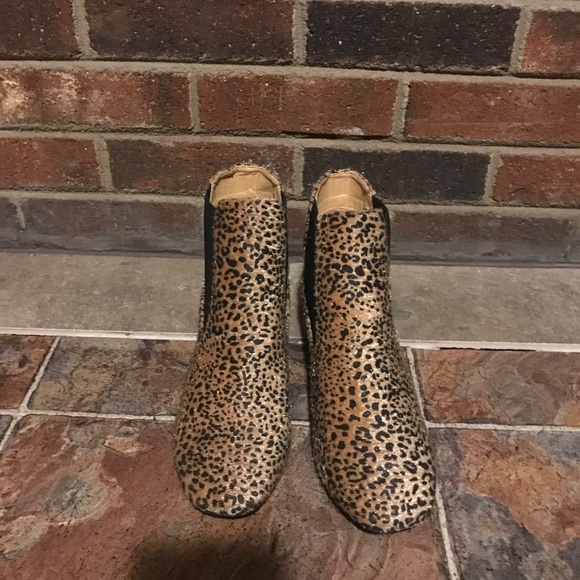 Sacred Heart Ankle Boot Size 8 - Picture 3 of 5